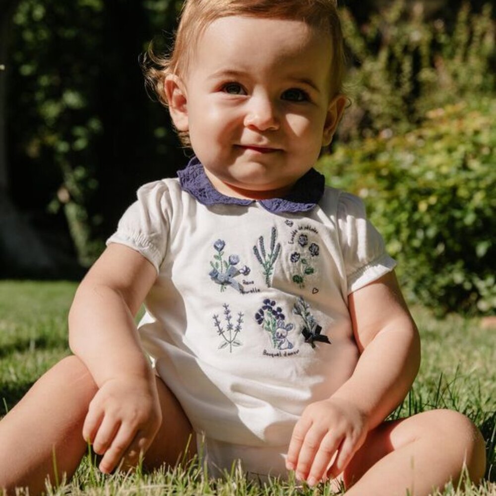 Sergent Major Fanelly flower embroidered T-shirt Body in white & blue